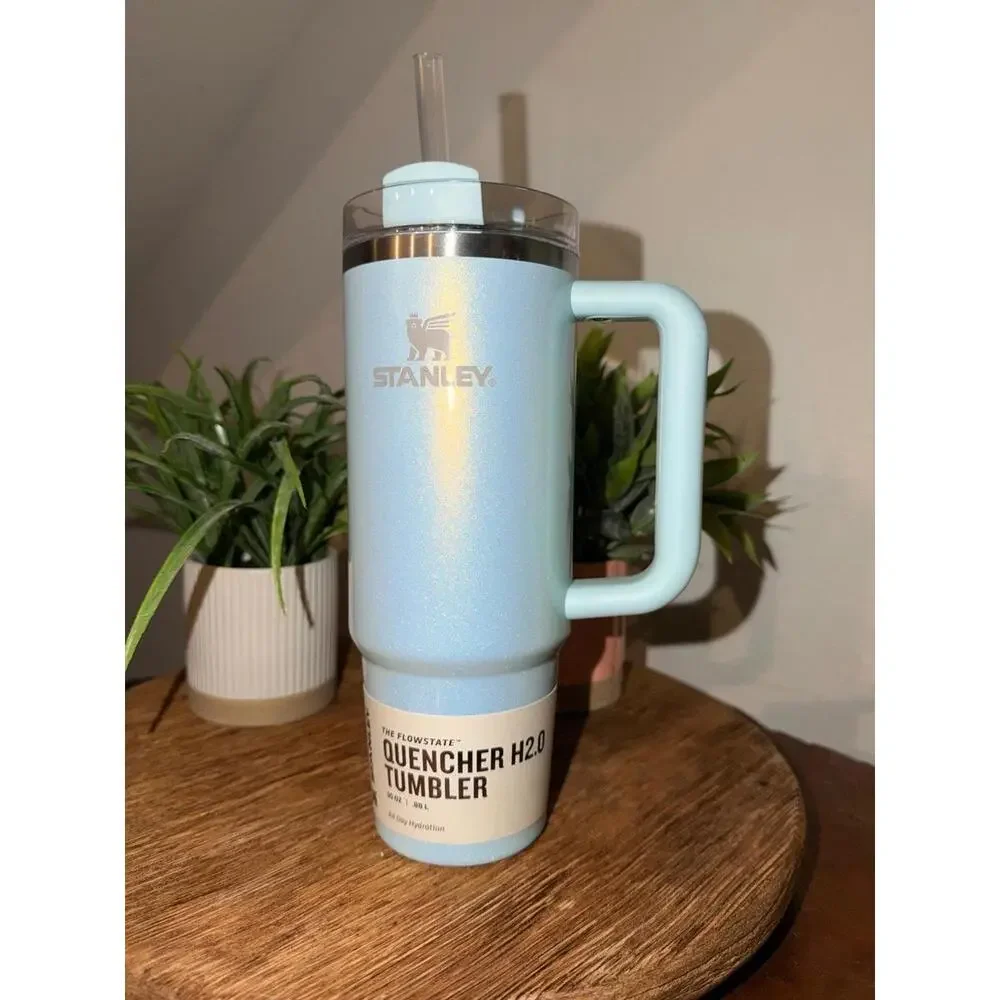 Stanley blueberry milk - Picture 2 of 8